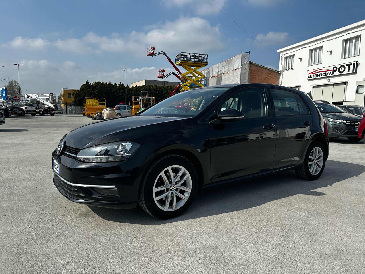 VOLKSWAGEN Golf 1.0 TSI 110 CV 5p. Business BlueMotion Technology