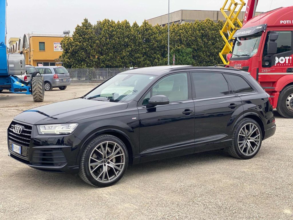 AUDI Q7 usata