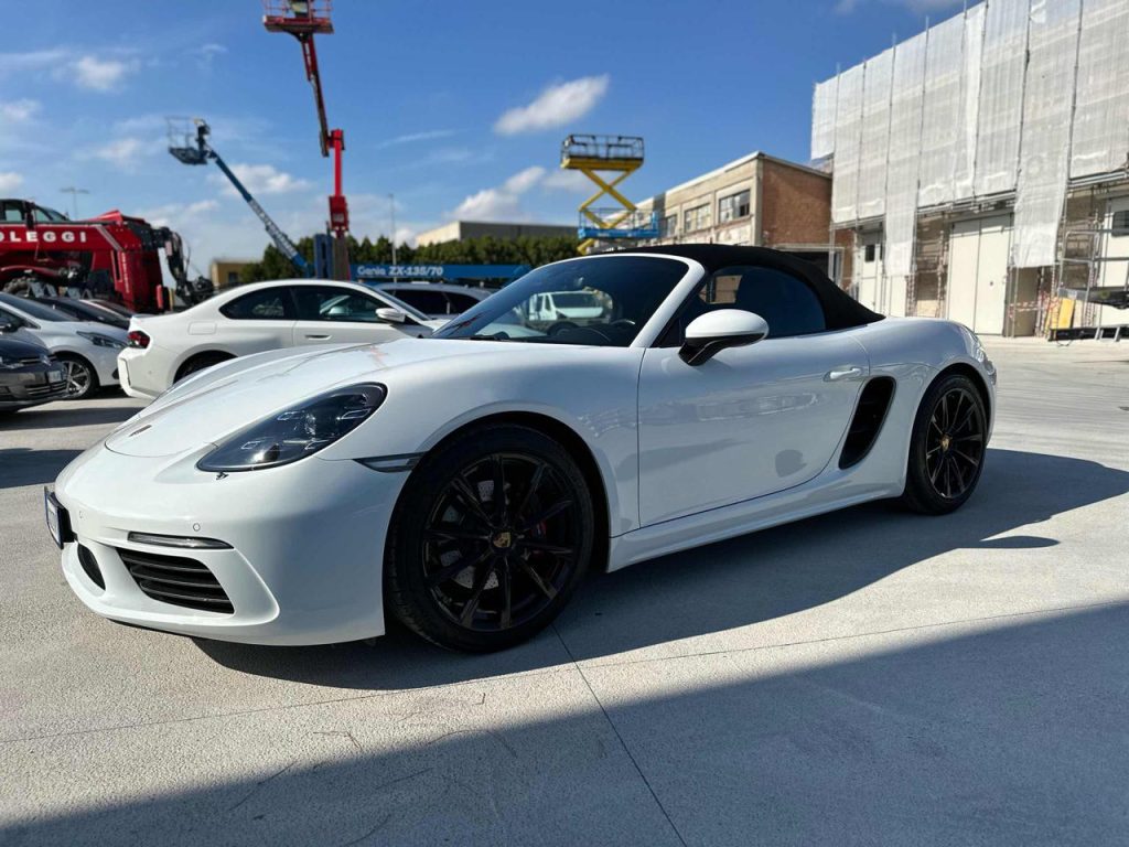 PORSCHE 718 Spyder usata