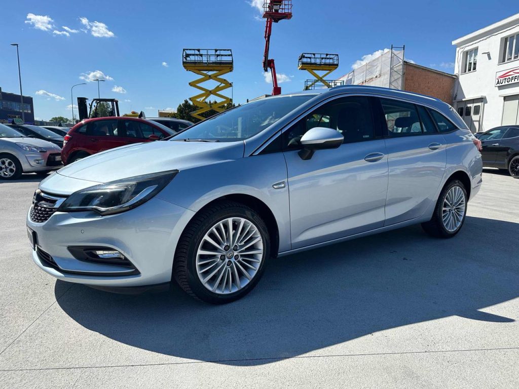 OPEL Astra usata