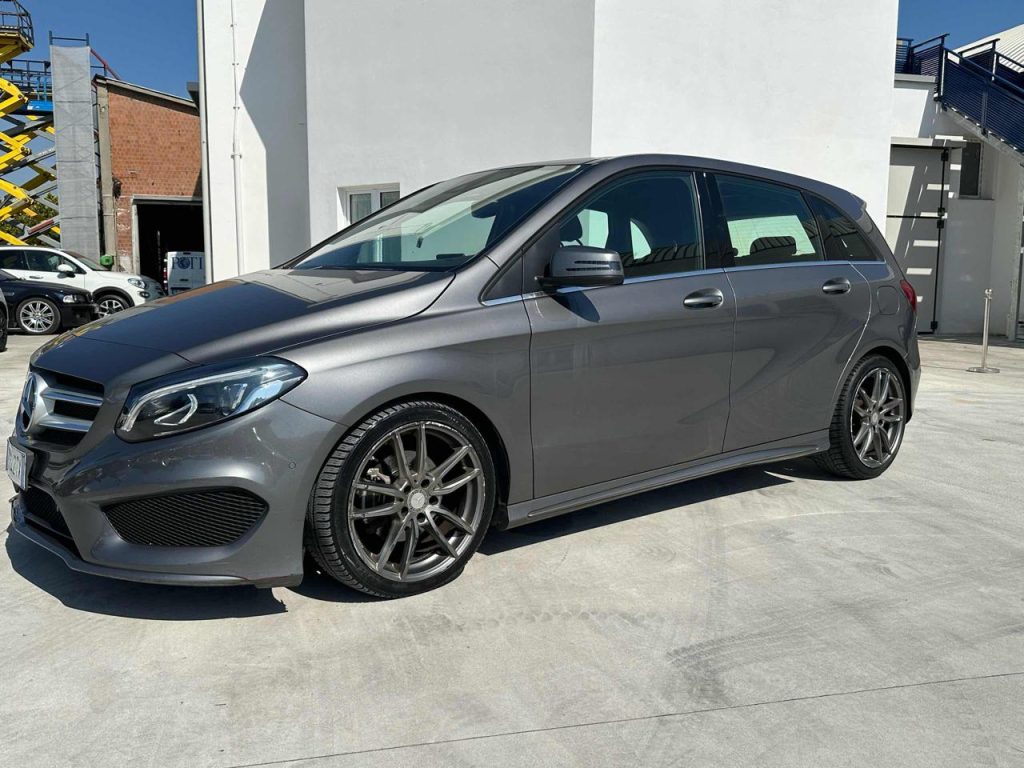 MERCEDES-BENZ B 200 usata