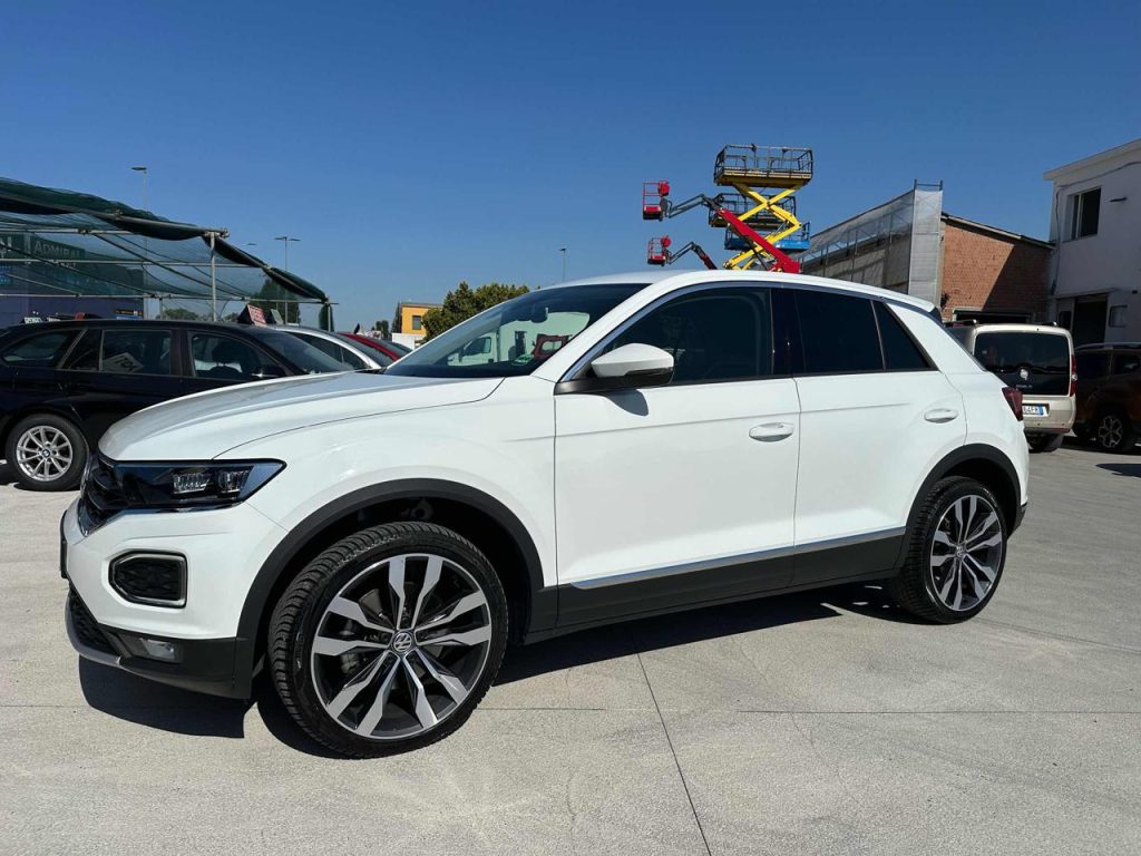 VOLKSWAGEN T-Roc usata